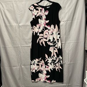 London Style Sheath Midi dress 14